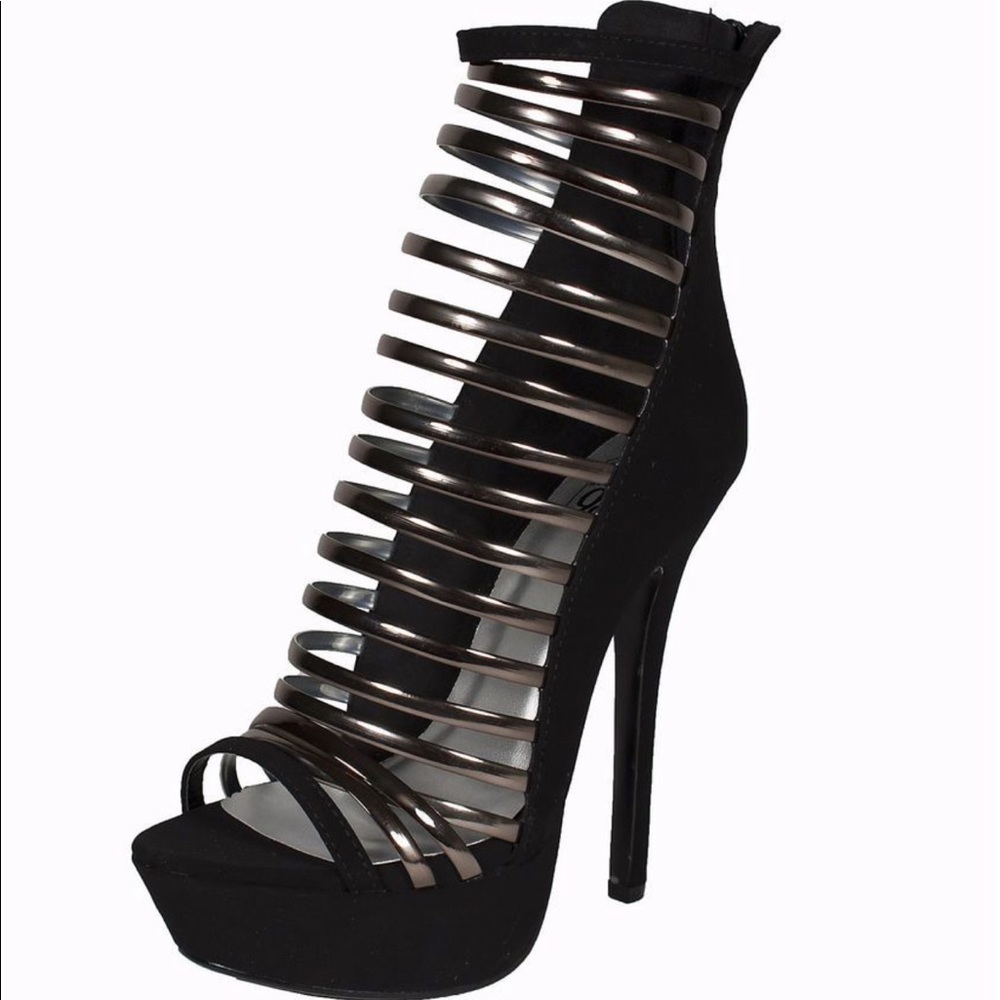 Speed limit 98 strappy/cage platform heels. Nwot.